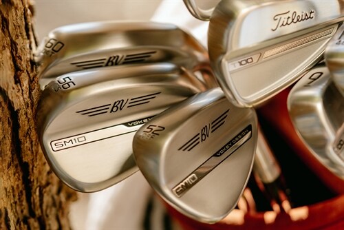 Titleist golf clubs and Vokey wedges